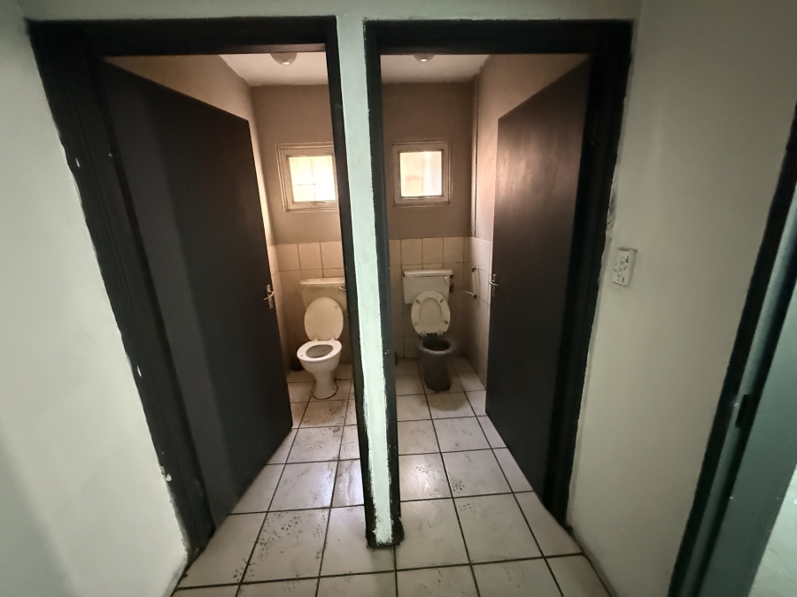 To Let Commercial Property for Rent in Blackheath Industrial Western Cape